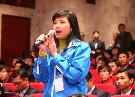 Đại biểu Bạch Kim - SV Đại học Nha Trang