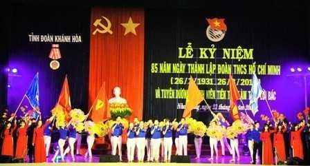 https://tinhdoankhanhhoa.org.vn - Tỉnh đoàn Khánh Hòa - Lễ kỷ niệm 85 năm Ngày thành lập Đoàn TNCS Hồ Chí Minh và tuyên dương thanh niên tiên tiến làm theo lời Bác năm 2016