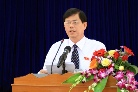 Nguyễn Tấn Tuân - Phó Bí thư Thường trực Tỉnh ủy, Chủ tịch HĐND tỉnh khóa VI phát biểu nhận nhiệm vụ.