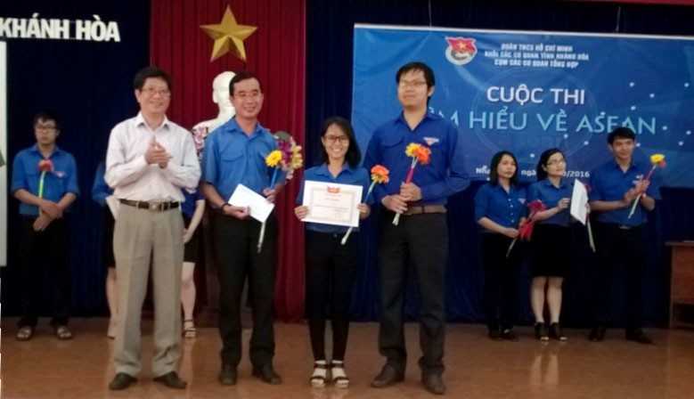 thi tim hieu asean 2 b4306
