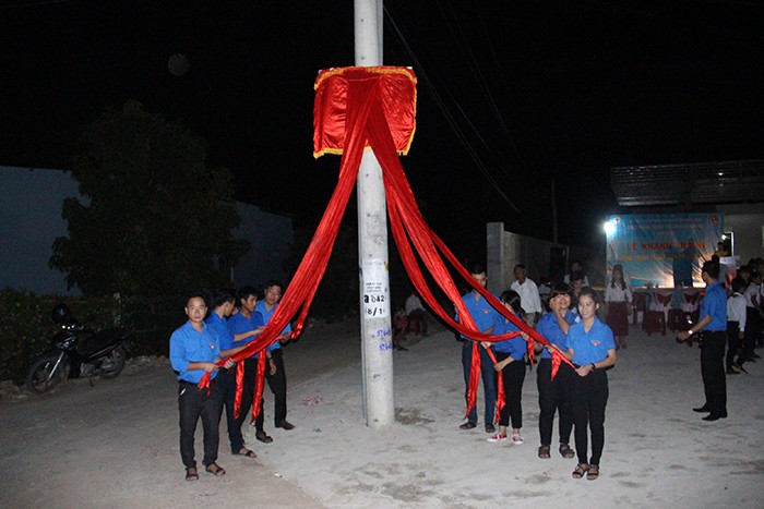 Điện lực Khánh Hòa với trên 100 công trình 'thắp sáng đường quê' - Ảnh 1