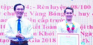 Sinh viên Nguyễn Thanh Tài được Hội Sinh viên Việt Nam tỉnh biểu dương là Sinh viên 5 tốt.