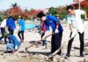 Đoàn trường Đại học Thông tin liên lạc vừa phối hợp với Đoàn phường Vĩnh Hòa tổ chức thu gom rác, làm sạch cảnh quan môi trường.