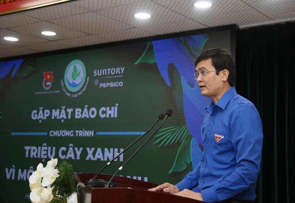 Ông Bùi Quang Huy – Ủy viên dự khuyết Ban chấp hành Trung ương Đảng, Bí thư thường trực Trung ương Đoàn, Chủ tịch Hội Sinh viên Việt Nam phát biểu tại họp báo